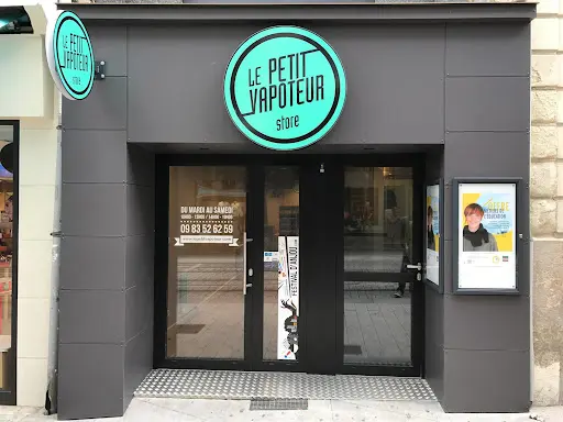 Le Petit Vapoteur Angers