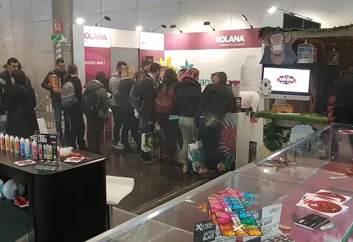 elfbar nachfüll pod läuft aus Quelles sont les cigarettes électroniques les plus discrètes ? main image 1