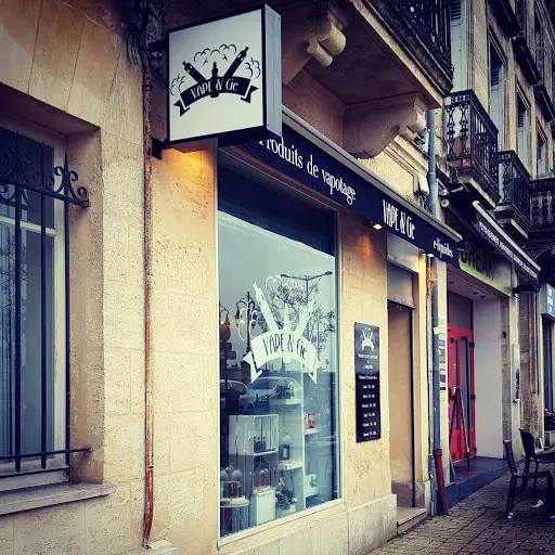 vape shop bordeaux Magasin de cigarette électronique main image 1