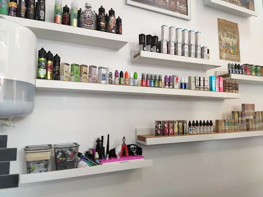 elfbar nachfüll pod läuft aus Kure CBD & Vape - Bloomington, IN main image 1