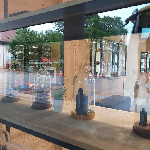 Reputable Vape Shops in Saint-Julien-en-Genevois, Auvergne-Rhône-Alpes With  Best Price